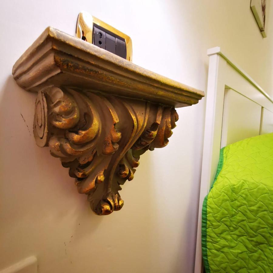 Room N.22 Suite & Apartment Taranto Luaran gambar