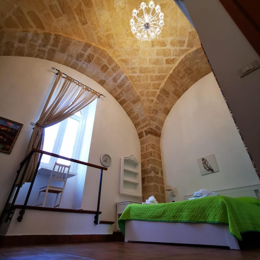 Room N.22 Suite & Apartment Taranto Luaran gambar