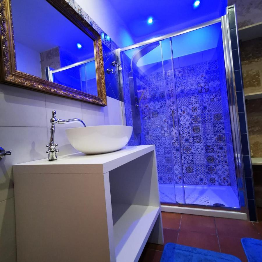 Room N.22 Suite & Apartment Taranto Luaran gambar